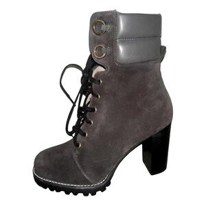 Brand New/Never Worn Suede Stuart Weitzman Bootie Size 6